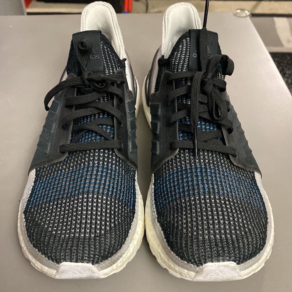 Adidas Boost - Picture 4 of 4